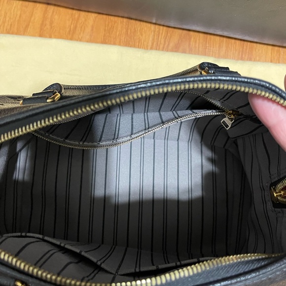 Louis Vuitton Empreinte Speedy Bandouliere 30 NM Black. - Picture 8 of 10